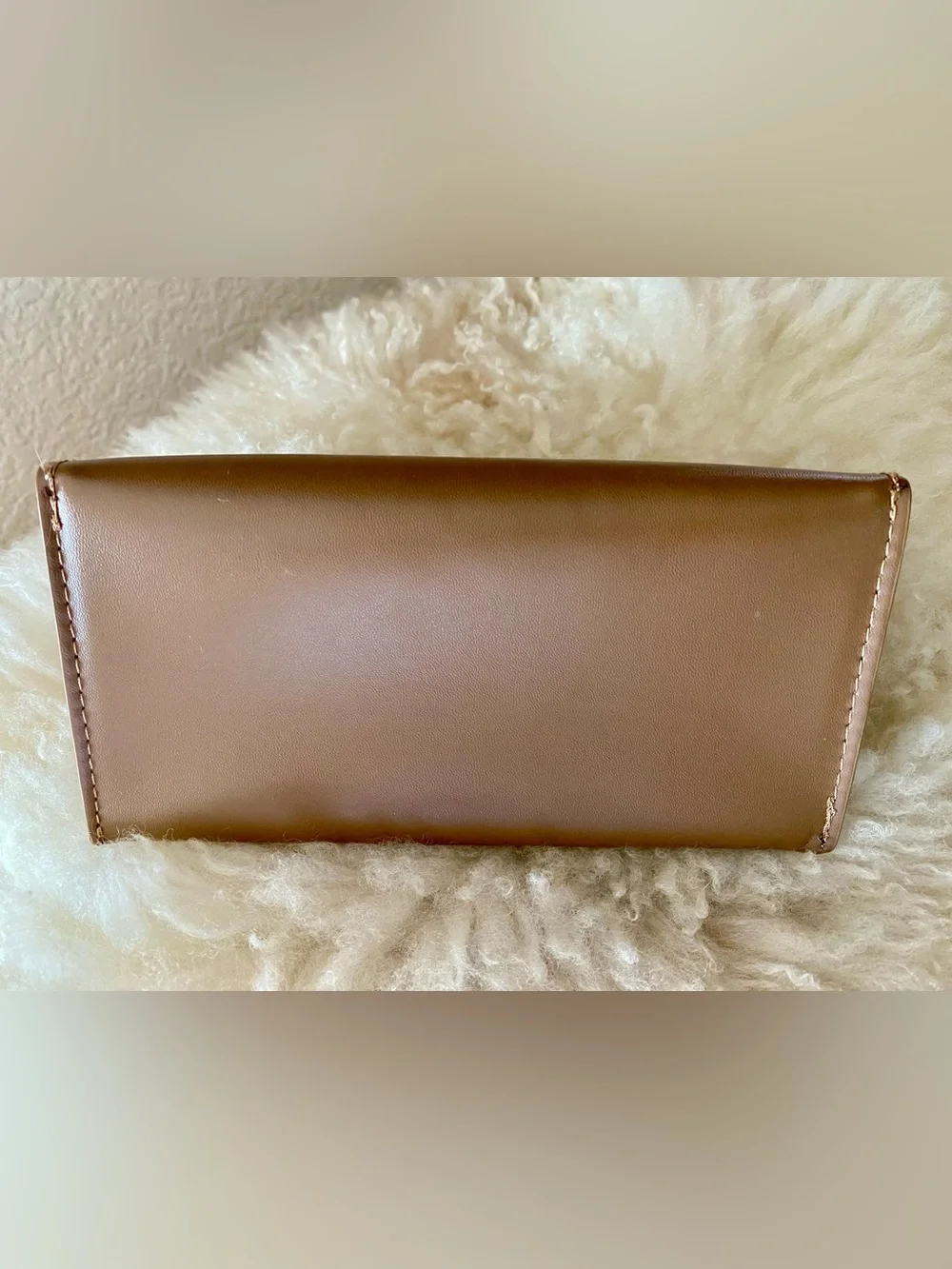 Burberry Tan glasses sunglasses case with Logo